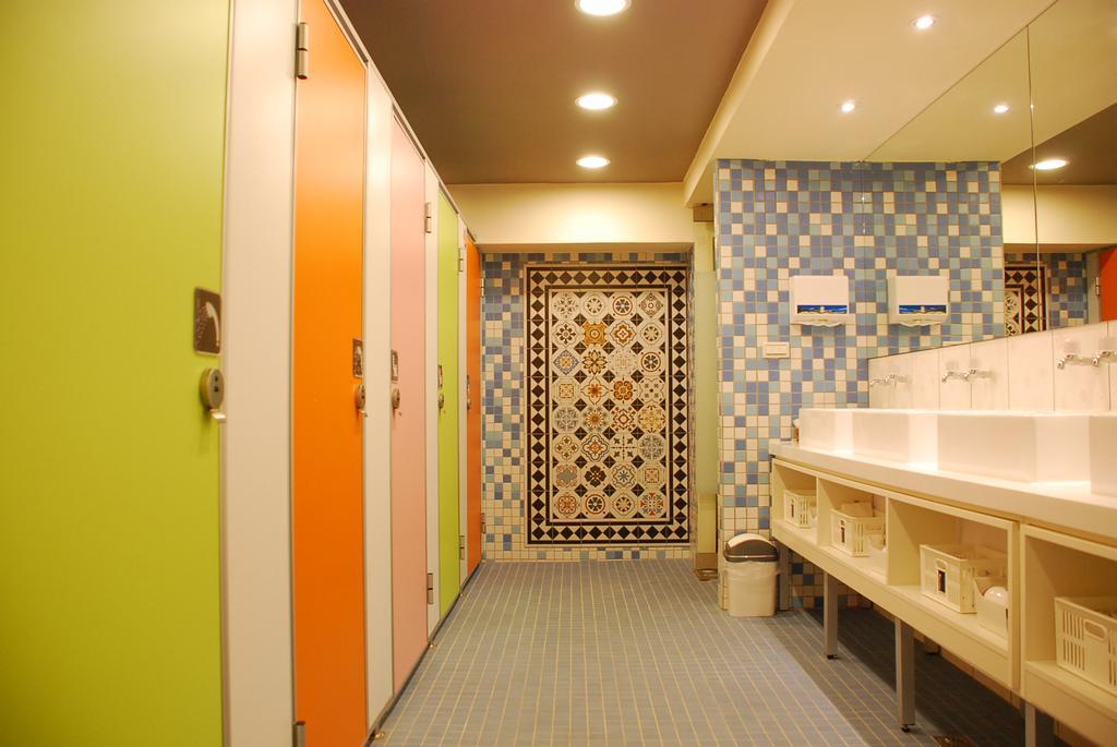 Taipei Livepal Hostel Bagian luar foto