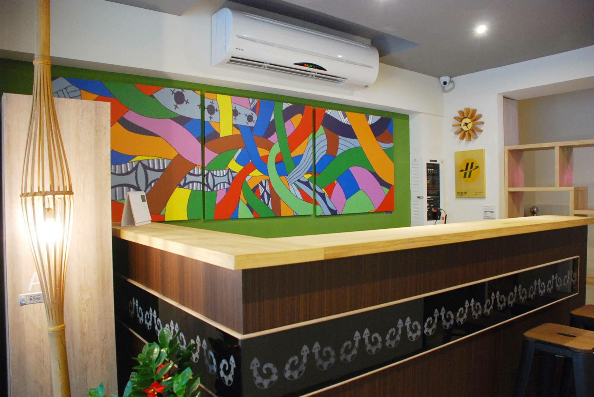 Taipei Livepal Hostel Bagian luar foto